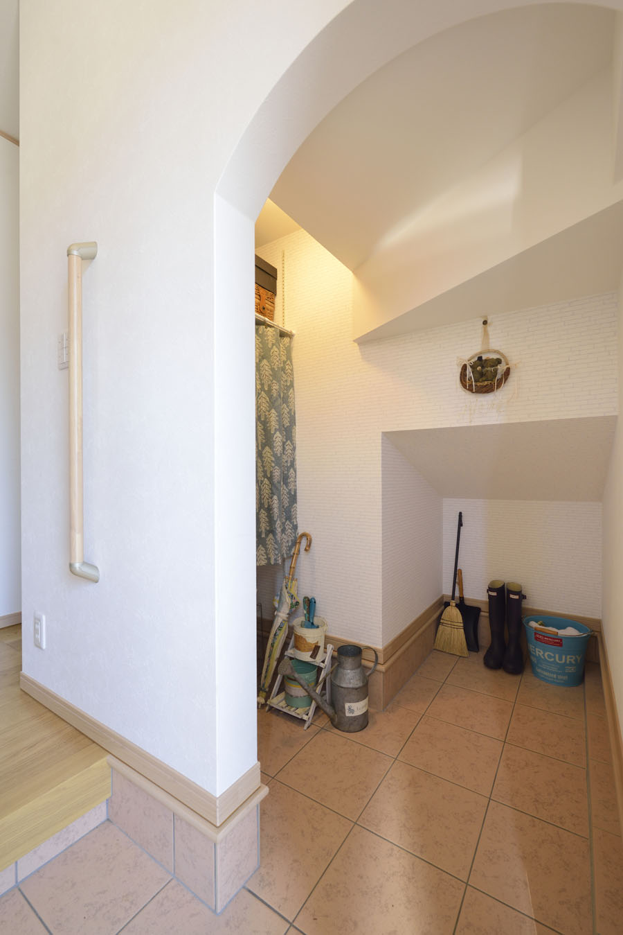38.56坪1500万円の注文住宅の玄関