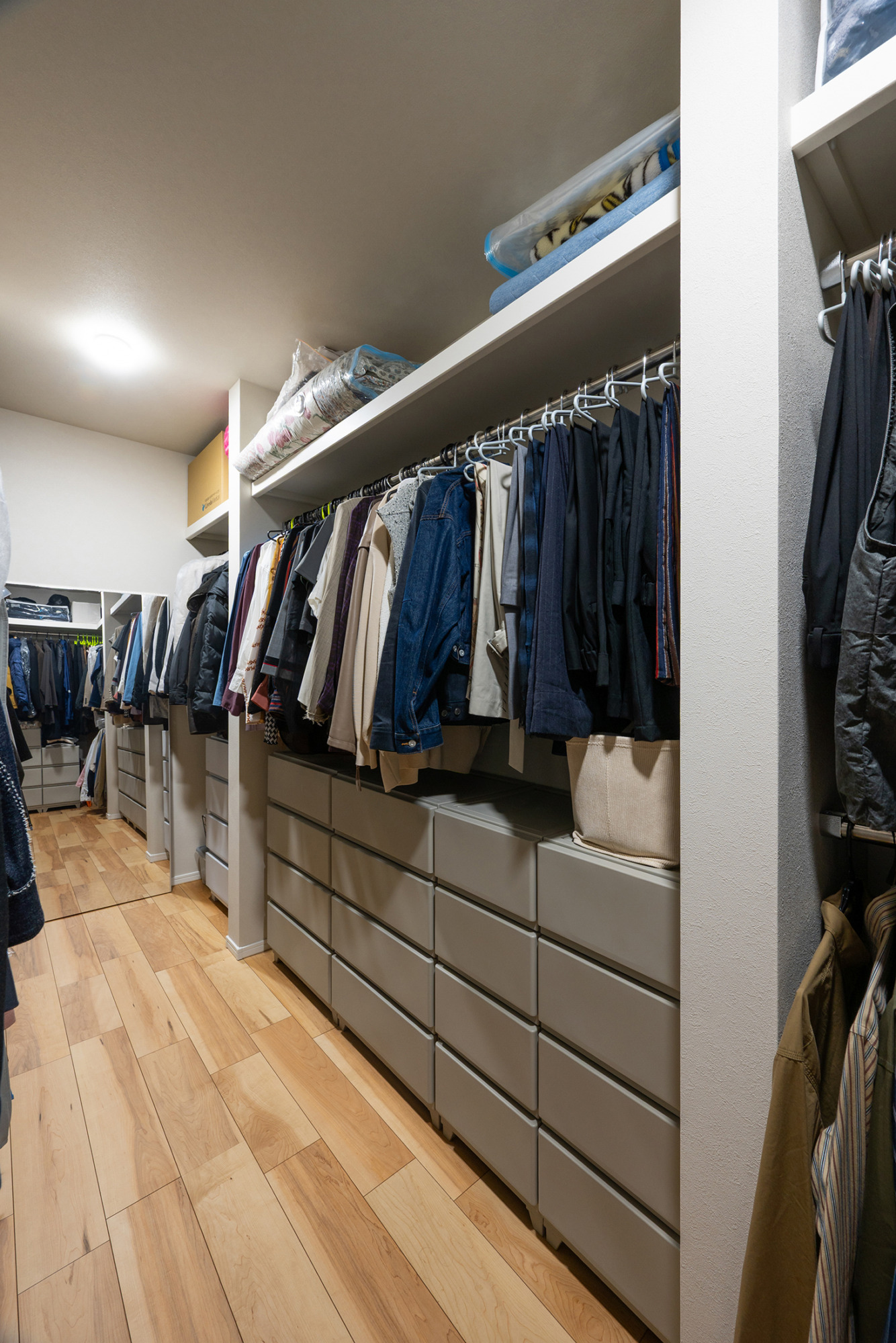 平屋のランドリールーム横のクローゼット