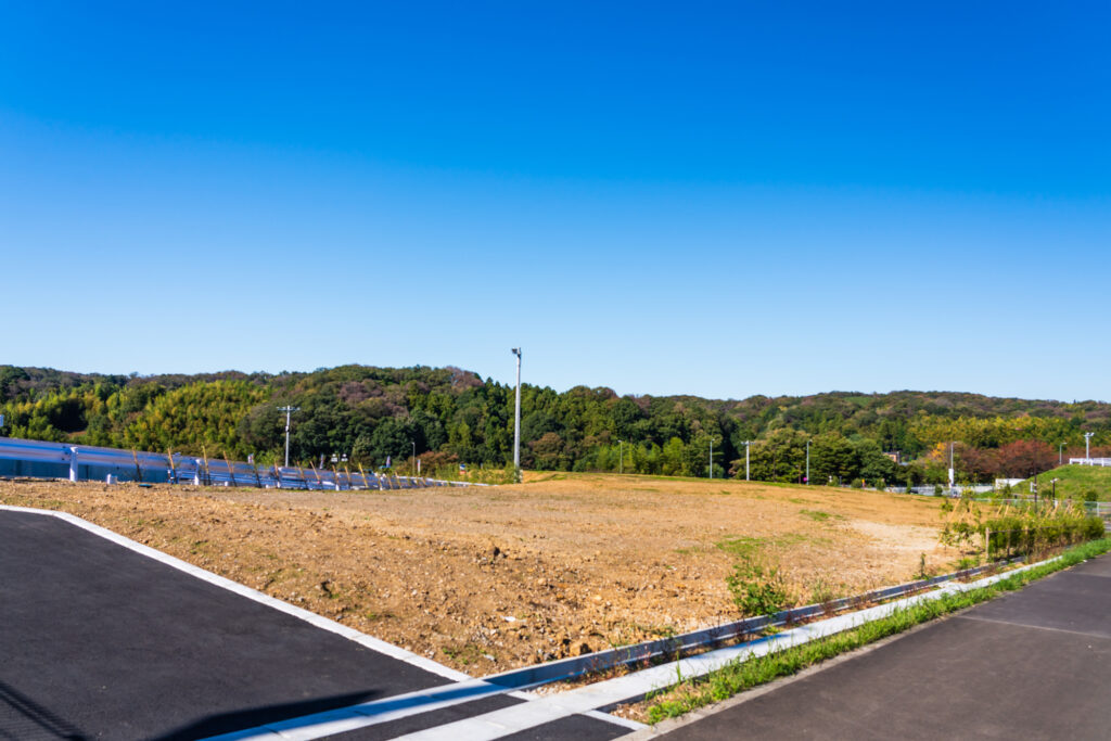 100坪の広い土地