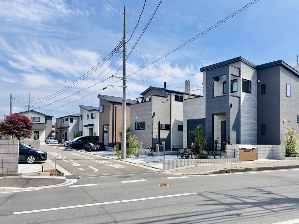 第二種低層住居専用地域に立ち並ぶ家
